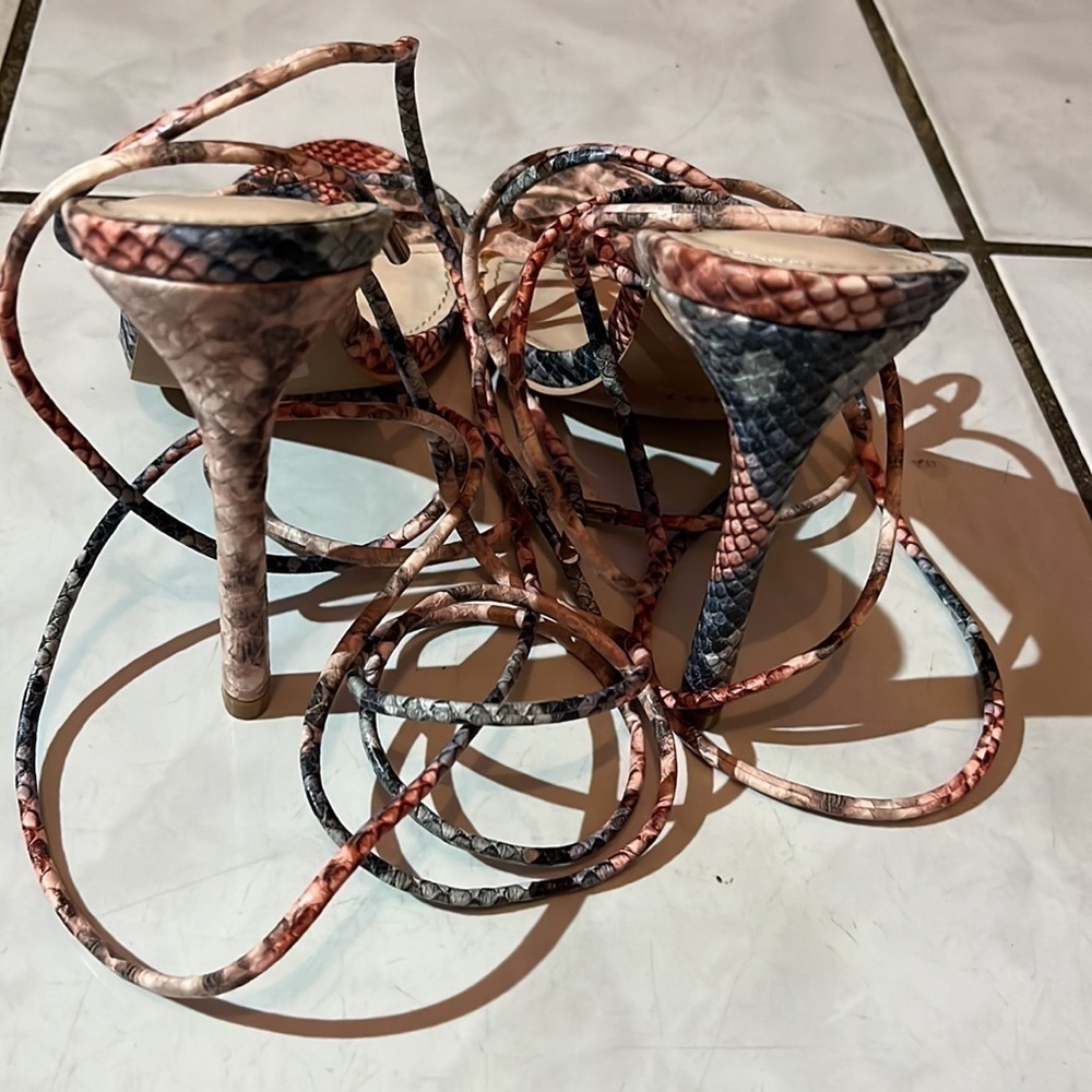 SIMMI  London Snake-Embossed Lace up Sandal - Picture 4 of 6